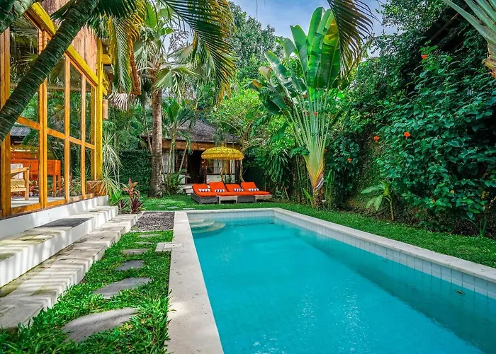 Pagoda, Sumptuous 4br With Tropical Vibes In Seminyak ヴィラ