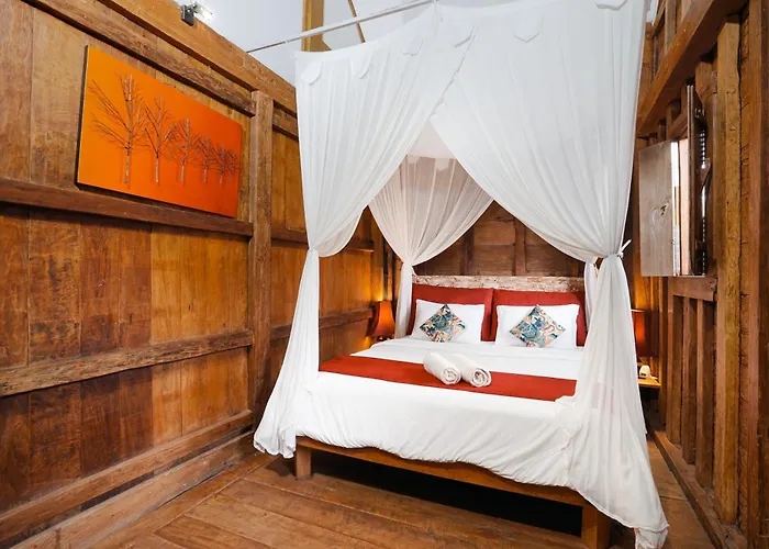 Pagoda, Sumptuous 4br With Tropical Vibes In Seminyak *
