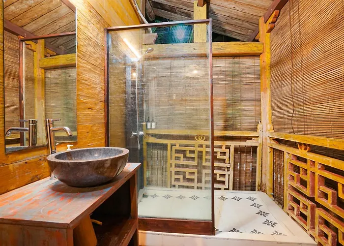 Pagoda, Sumptuous 4br With Tropical Vibes In Seminyak レギャン